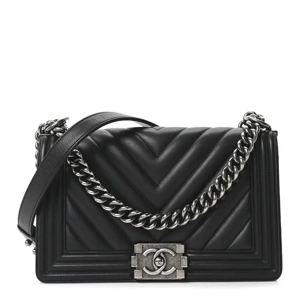 Chanel Medium Boy Flap Bag Black Chevron Quilted Calfskin Ruthenium Hardware